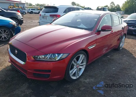 2017 Jaguar Xe Premium z USA, uszkodzony, nr VIN SAJAD4BV9HA970994